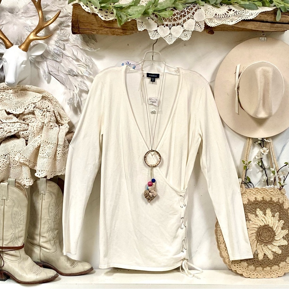La Château side lace up detailing boho tunic top w shabby chic vibe